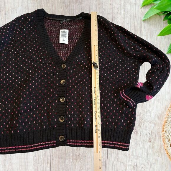 Torrid Womens Cardigan Size 2X Drop Shoulder V-neck Button Front Sweater NWT - Picture 7 of 10